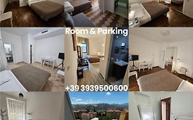 Room & Parking In Centro Citta Con Parcheggio Privato E Wifi