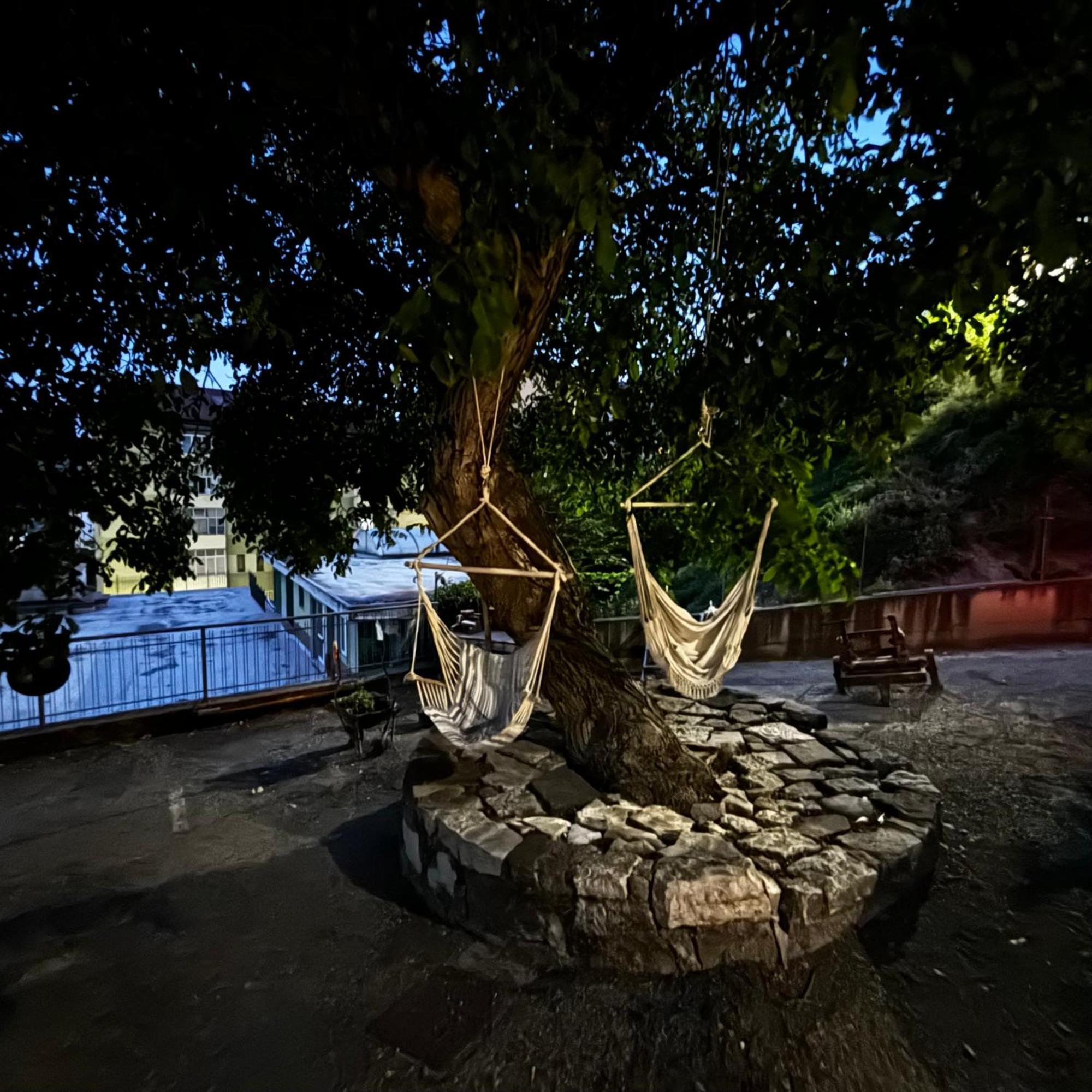 Room & Parking In Centro Citta Con Parcheggio Privato E Wifi Potenza Exterior photo